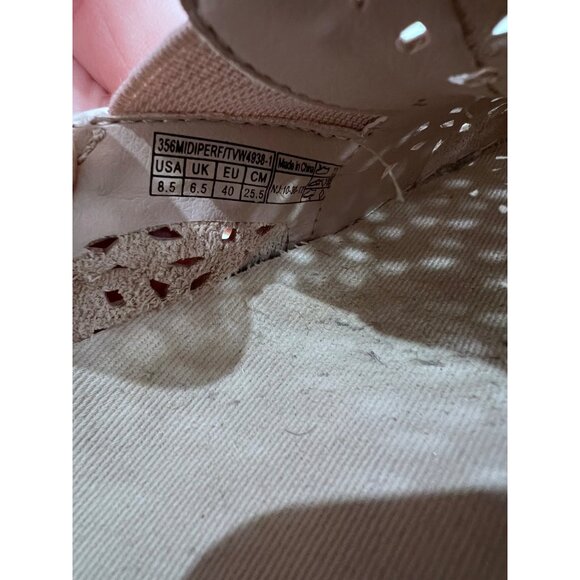 Vionic Kani  Perforated Slip-On Sneakers women Size 8.5 Casual Shoe - Picture 7 of 8